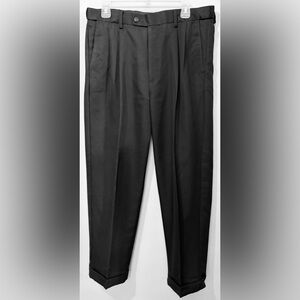 Pro Tour Men’s Classic Black Trousers. Pleated. 34W 30L. Excellent condition.